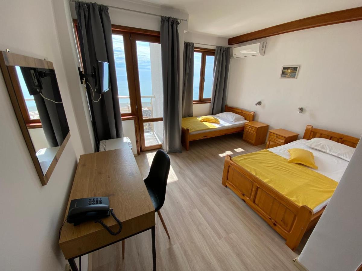 Palma Beach Hotel 크레네보 외부 사진